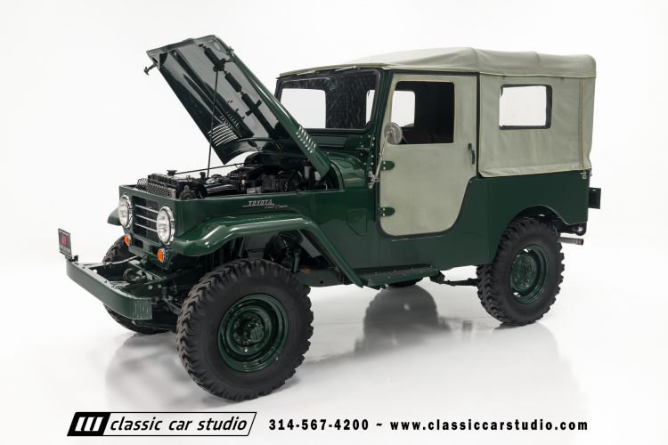 59_Toyota_Land_Cruiser_FJ25-2209-90