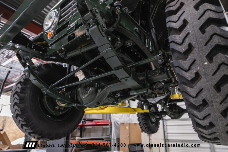 59_Toyota_Land_Cruiser_FJ25_2209-115