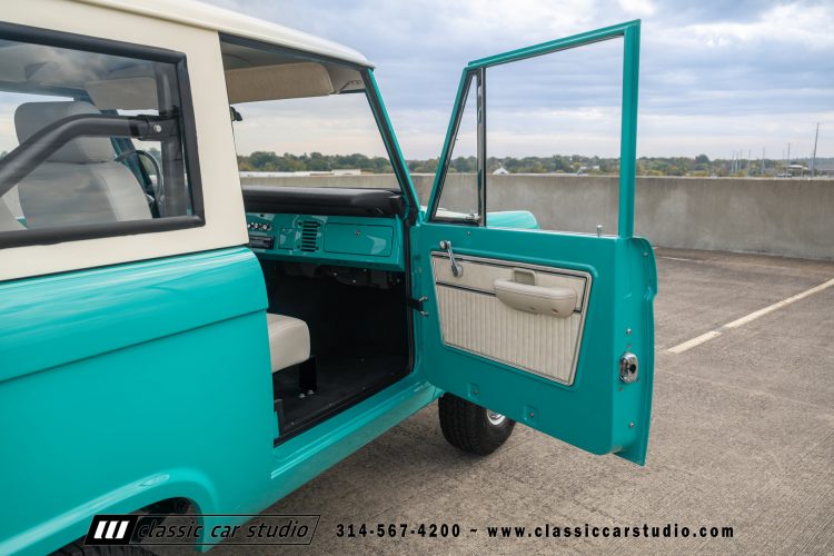 77_Ford_Bronco_2209-1-205