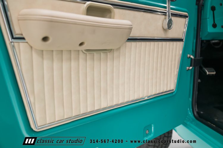 77_Ford_Bronco_2209-1-72