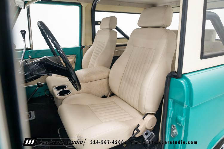 77_Ford_Bronco_2209-1-83