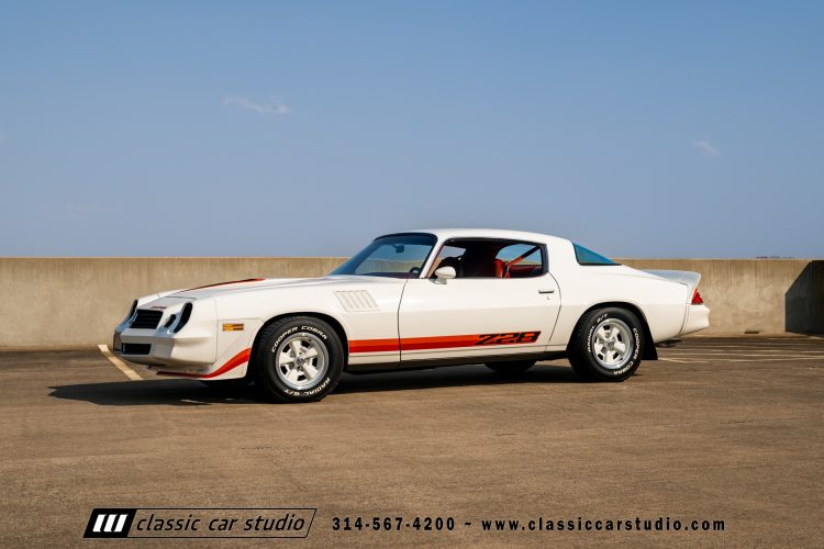 _79_Chevrolet_Camaro_Z28_2213-131