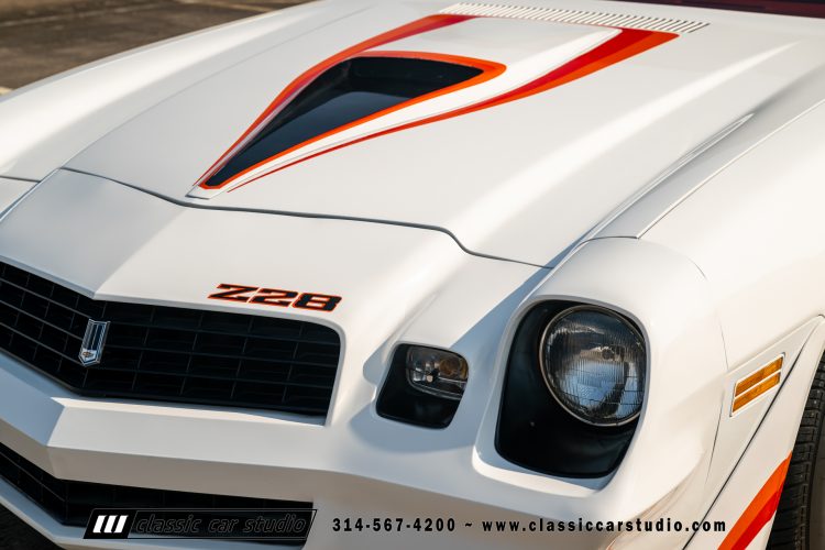 _79_Chevrolet_Camaro_Z28_2213-133