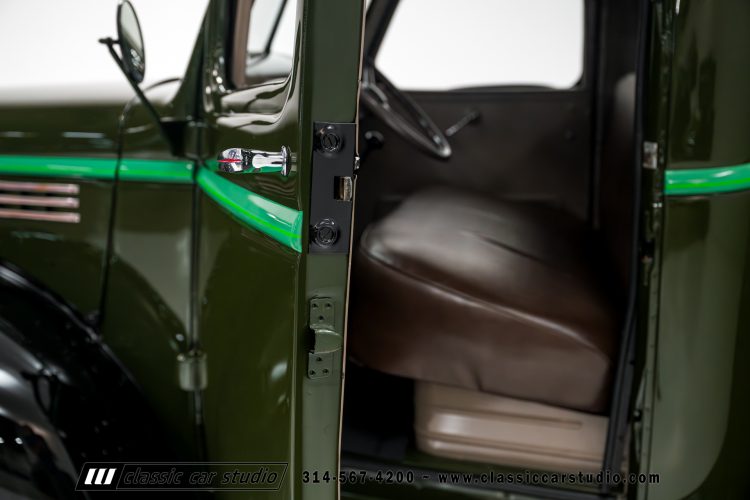 41_Chevrolet_AK-Series_Pickup_2245-111