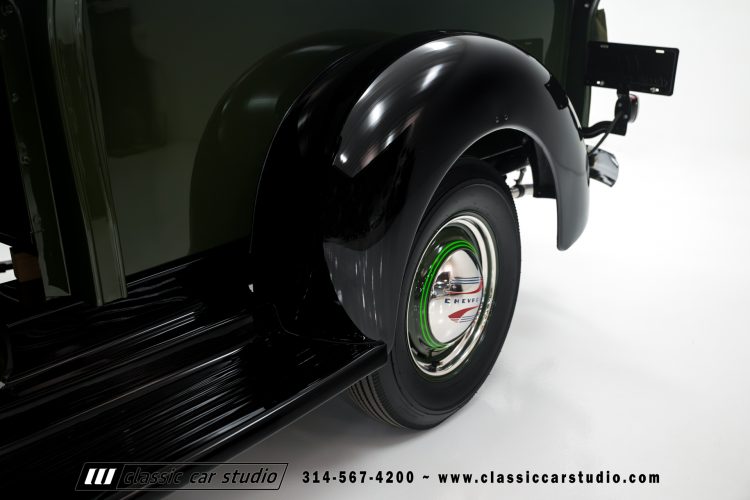41_Chevrolet_AK-Series_Pickup_2245-46