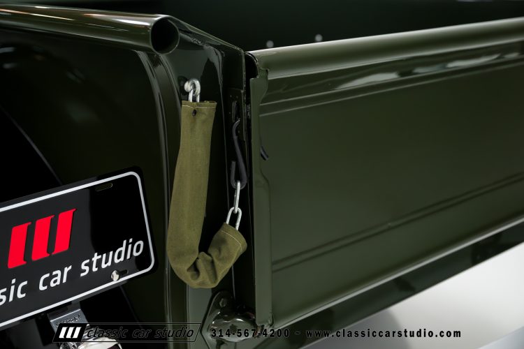 41_Chevrolet_AK-Series_Pickup_2245-64