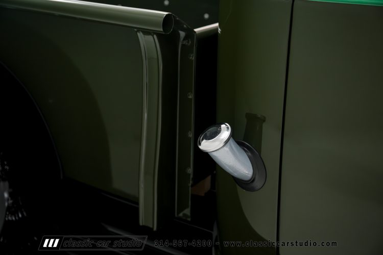 41_Chevrolet_AK-Series_Pickup_2245-83