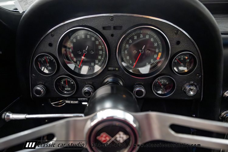 67_Chevrolet_Corvette_2242-101