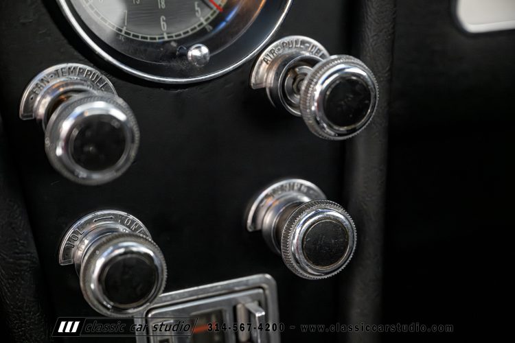 67_Chevrolet_Corvette_2242-104