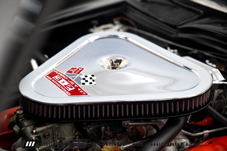 67_Chevrolet_Corvette_2242-121