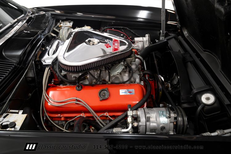 67_Chevrolet_Corvette_2242-125