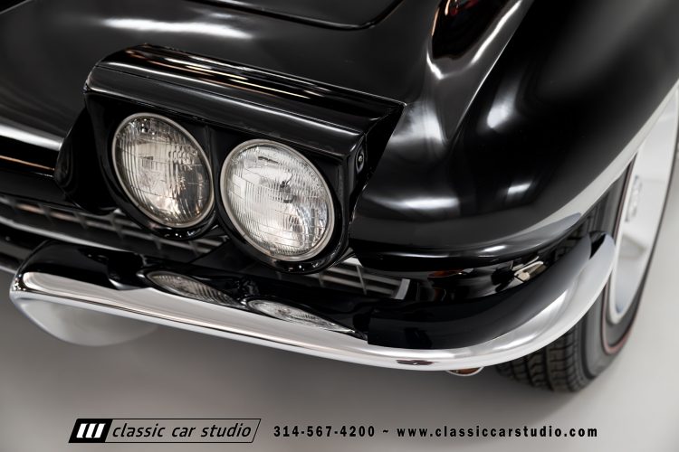 67_Chevrolet_Corvette_2242-13