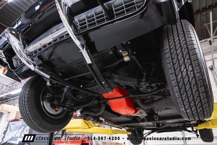 67_Chevrolet_Corvette_2242-135
