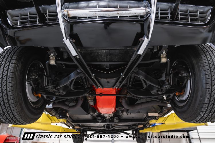 67_Chevrolet_Corvette_2242-138