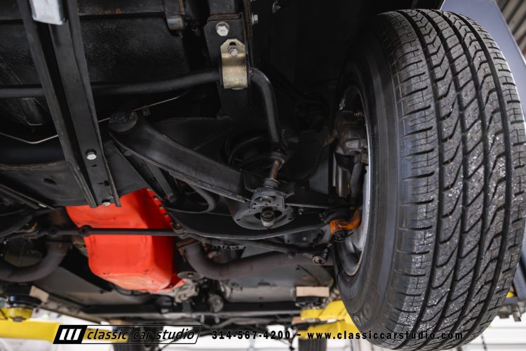 67_Chevrolet_Corvette_2242-139