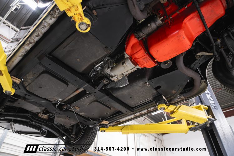 67_Chevrolet_Corvette_2242-143
