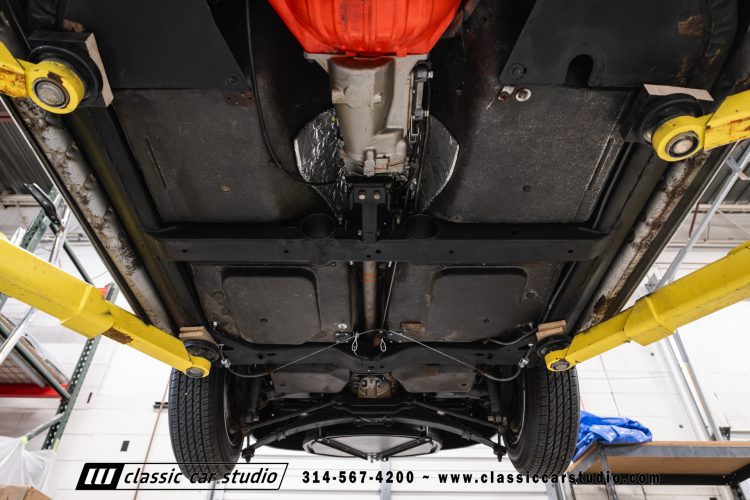 67_Chevrolet_Corvette_2242-144
