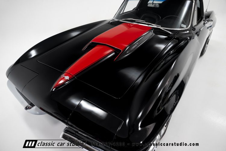 67_Chevrolet_Corvette_2242-15