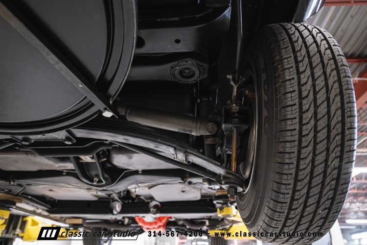 67_Chevrolet_Corvette_2242-158
