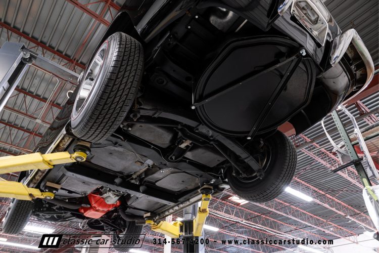 67_Chevrolet_Corvette_2242-159