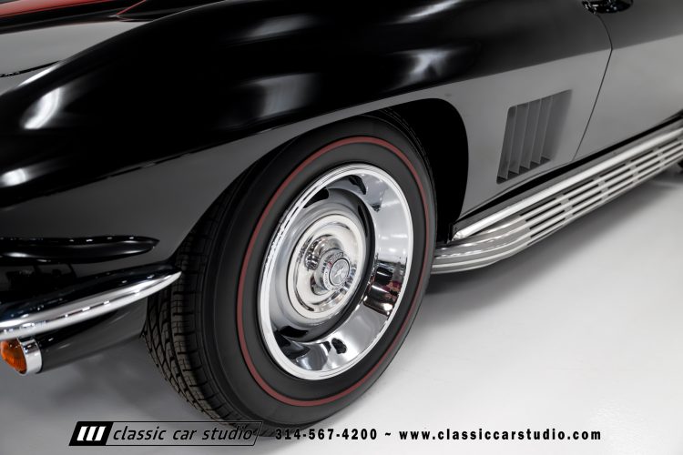 67_Chevrolet_Corvette_2242-21