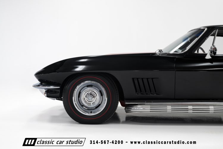 67_Chevrolet_Corvette_2242-22