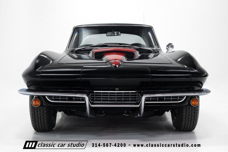 67_Chevrolet_Corvette_2242-3
