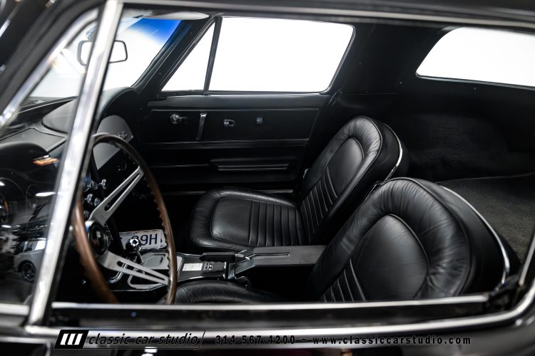 67_Chevrolet_Corvette_2242-30