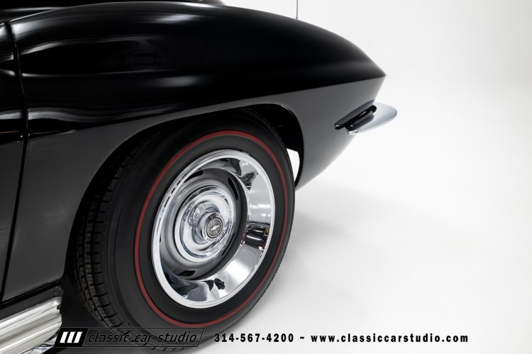 67_Chevrolet_Corvette_2242-34