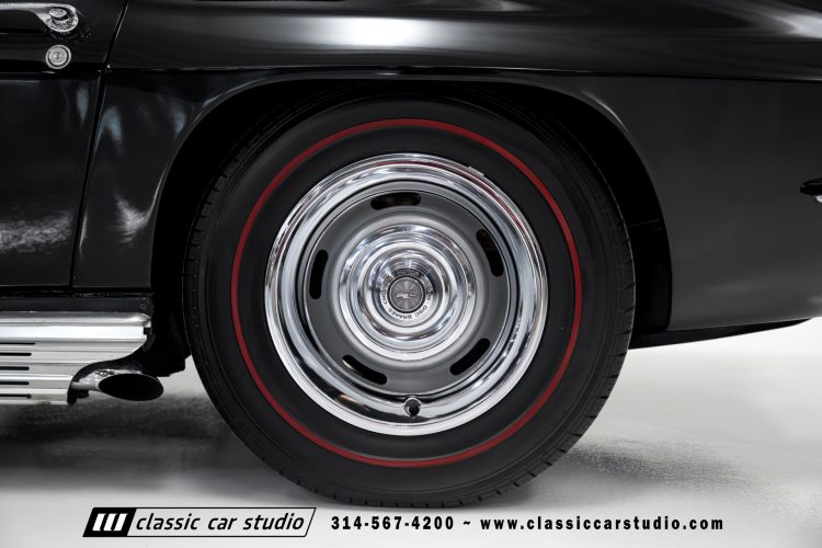 67_Chevrolet_Corvette_2242-36