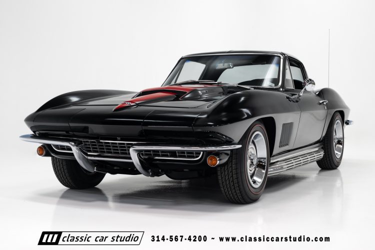 67_Chevrolet_Corvette_2242-4