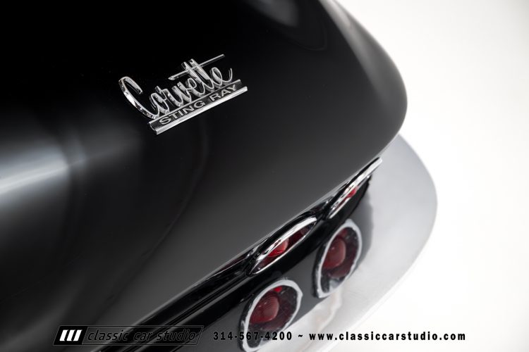 67_Chevrolet_Corvette_2242-42