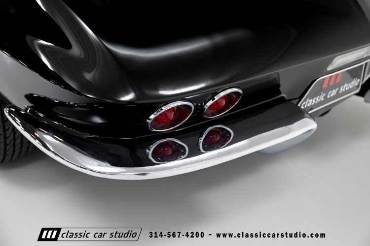 67_Chevrolet_Corvette_2242-45
