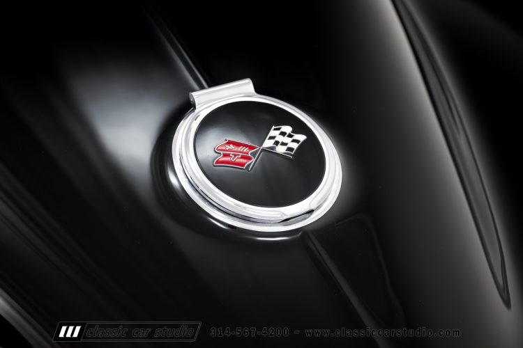 67_Chevrolet_Corvette_2242-52