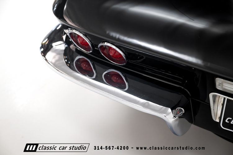 67_Chevrolet_Corvette_2242-54