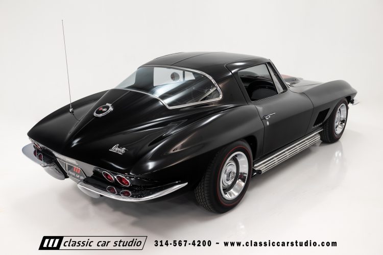 67_Chevrolet_Corvette_2242-55