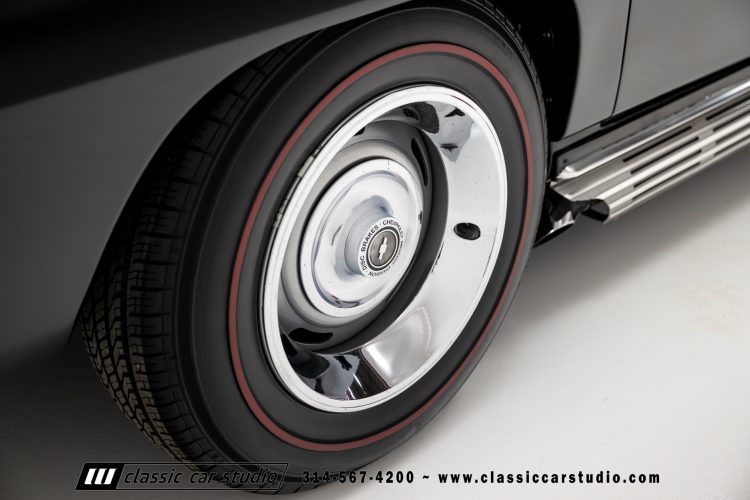 67_Chevrolet_Corvette_2242-61