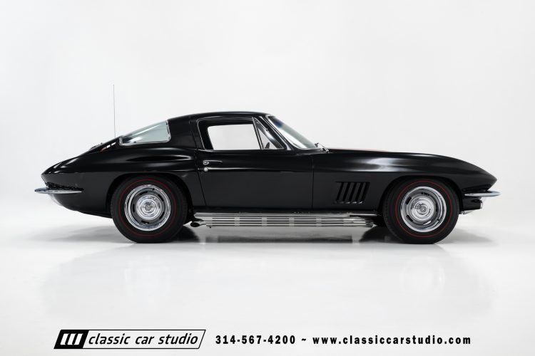 67_Chevrolet_Corvette_2242-68