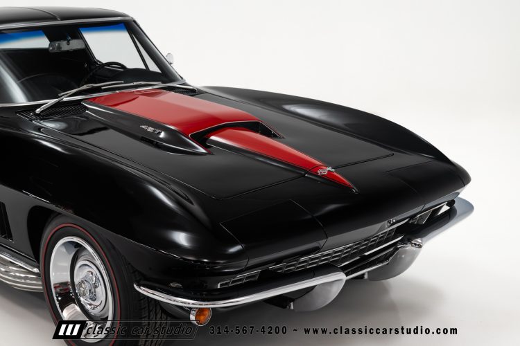 67_Chevrolet_Corvette_2242-81