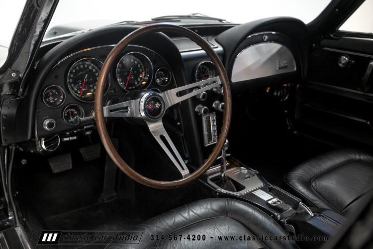 67_Chevrolet_Corvette_2242-87
