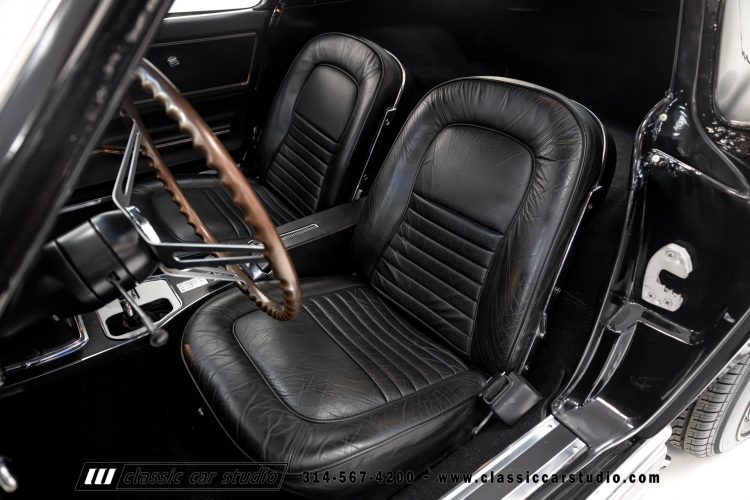 67_Chevrolet_Corvette_2242-91