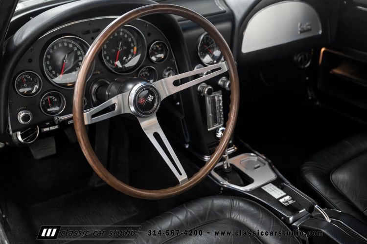 67_Chevrolet_Corvette_2242-92