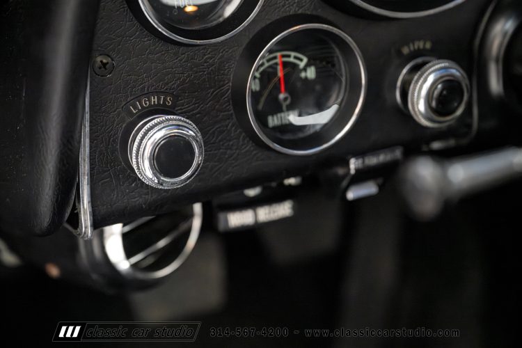 67_Chevrolet_Corvette_2242-93
