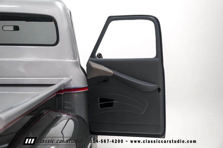53_Ford_F100-2249-124