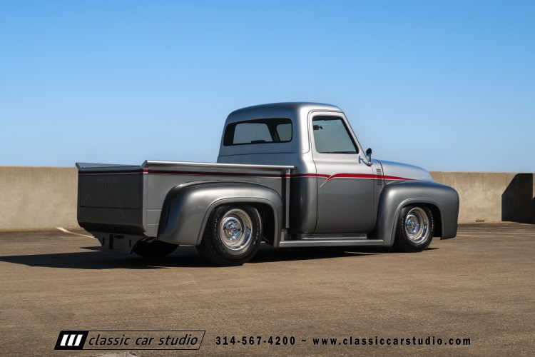 53_Ford_F100-2249-196