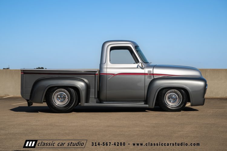 53_Ford_F100-2249-197