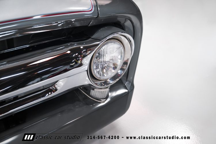 53_Ford_F100-2249-82