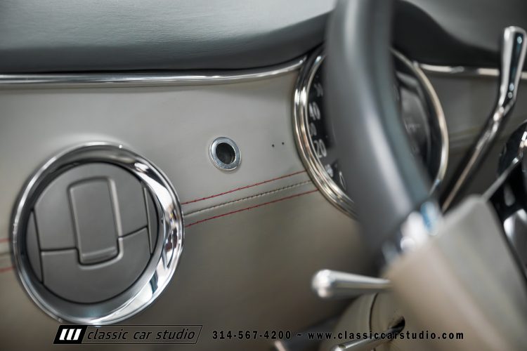 53_Ford_F100-2249-96