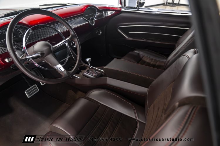 55_Chevrolet_Nomad_01_2254-106