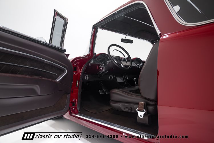 55_Chevrolet_Nomad_01_2254-108